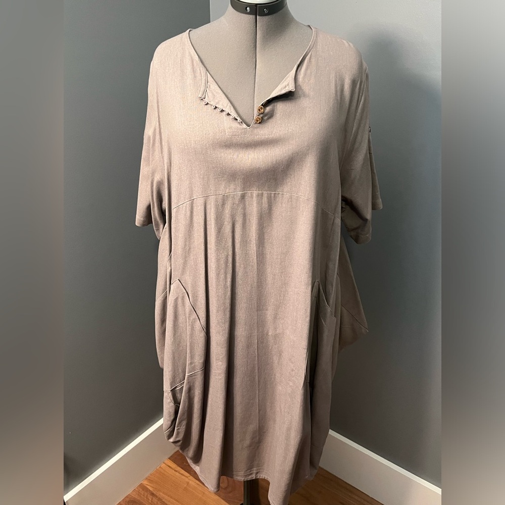 Linen casual dress.